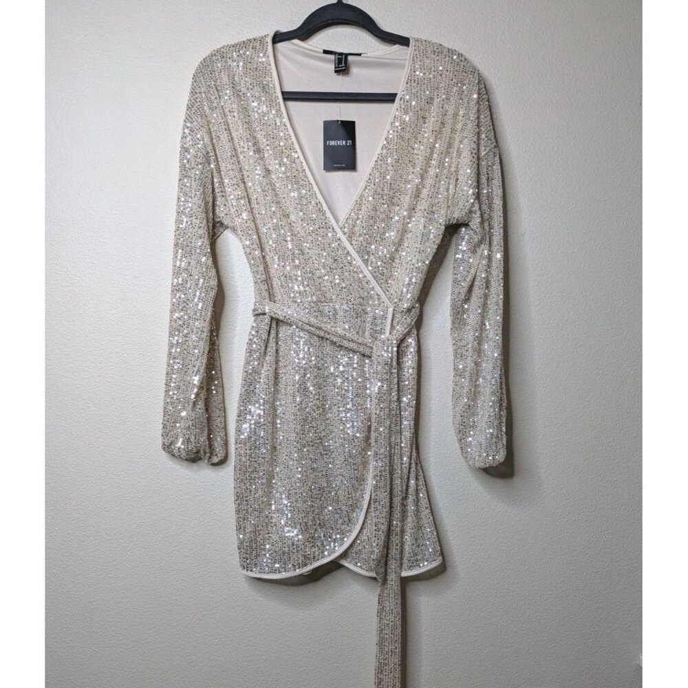 Women’s Forever 21 Silver Beige Full Sequin Wrap Dress Sz M Champagne Sparkle A1